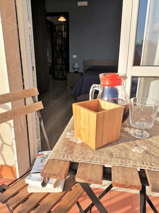 Casa Come Me Palermo Exterior photo